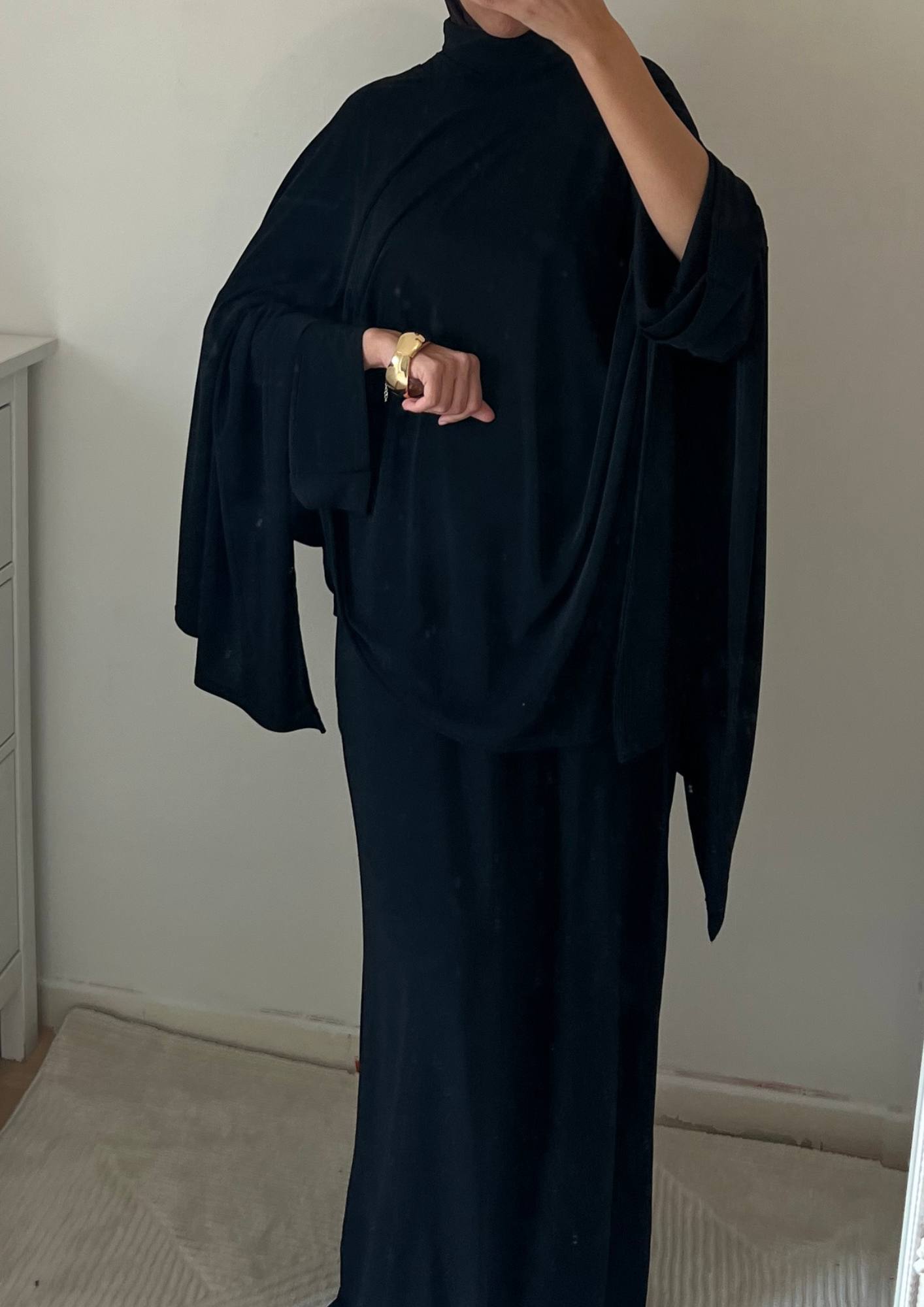 Robe cape noir